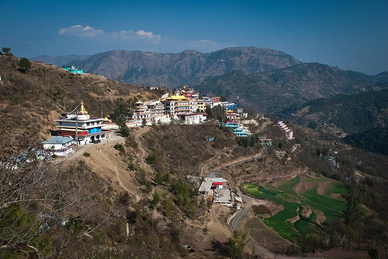 Menri Feb 2016 — Menri Monastery, India Menri Monastery (India) in February 2016