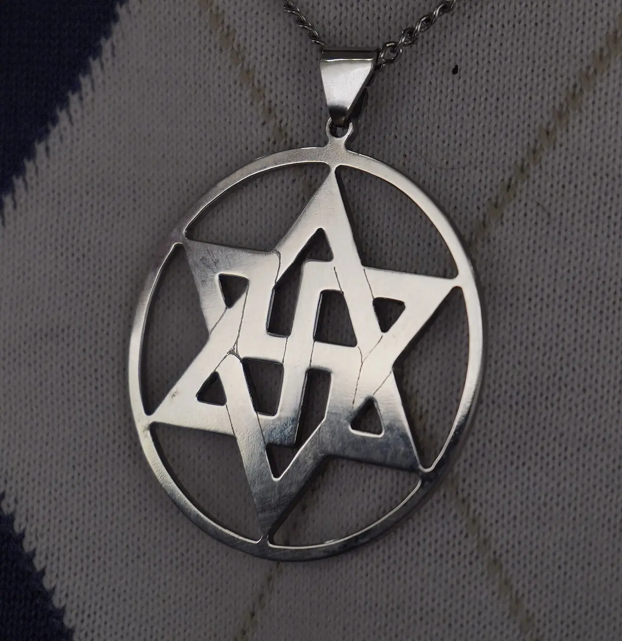 Pendentif raélien — Pendentif raélien