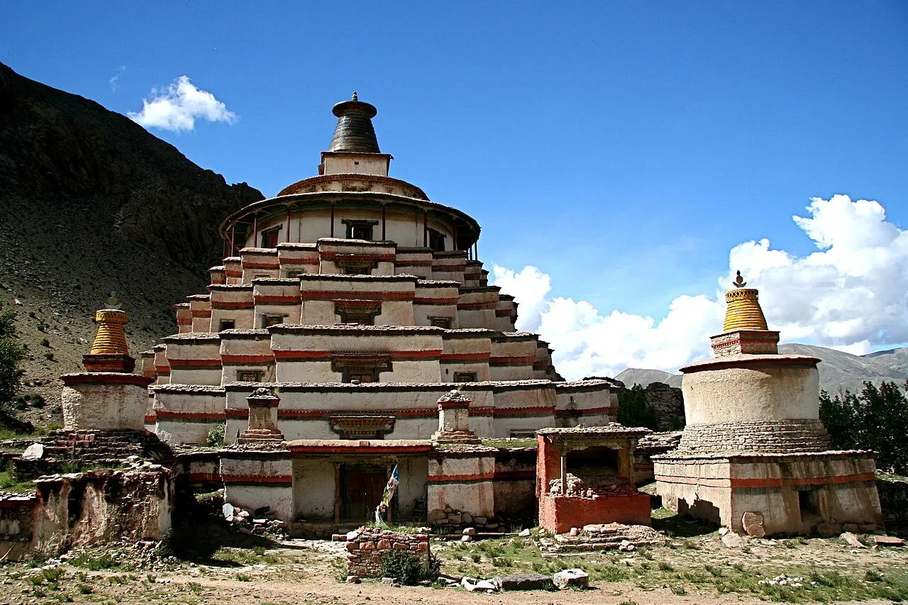 Dolpopa's Great Stupa at Jomonang, Tibet — Dolpopa's Great Stupa at Jomonang, Tibet Stupa built by Dolpopa Sherab Gyaltsen, completed 1333 (C.E.).