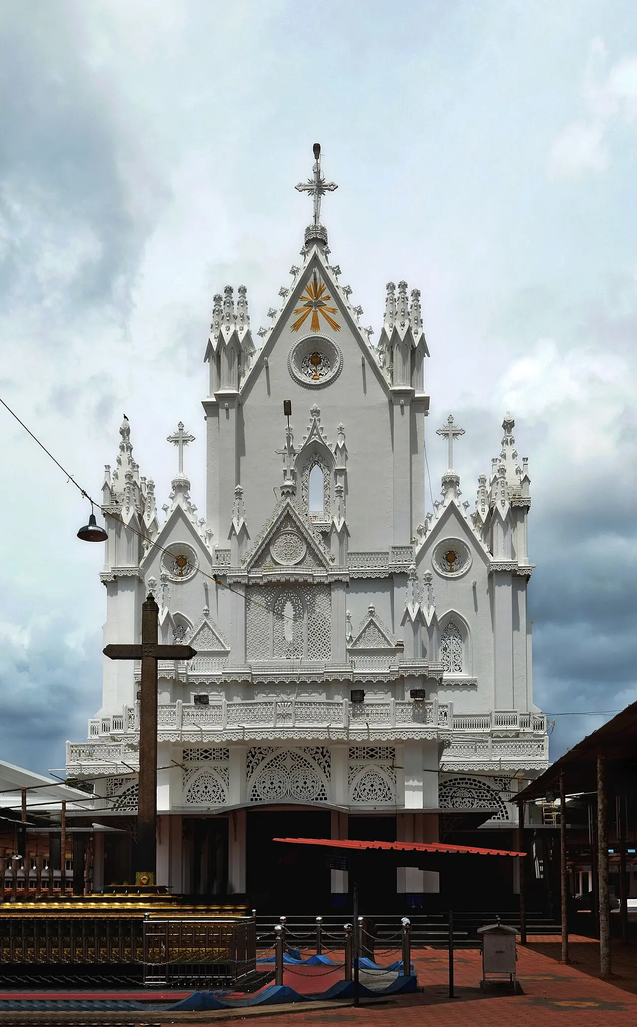 Manarcad Marthamariam Katedrali DSW — St. Mary Katedrali, Manarcad Manarcad Martha Mariam Katedrali